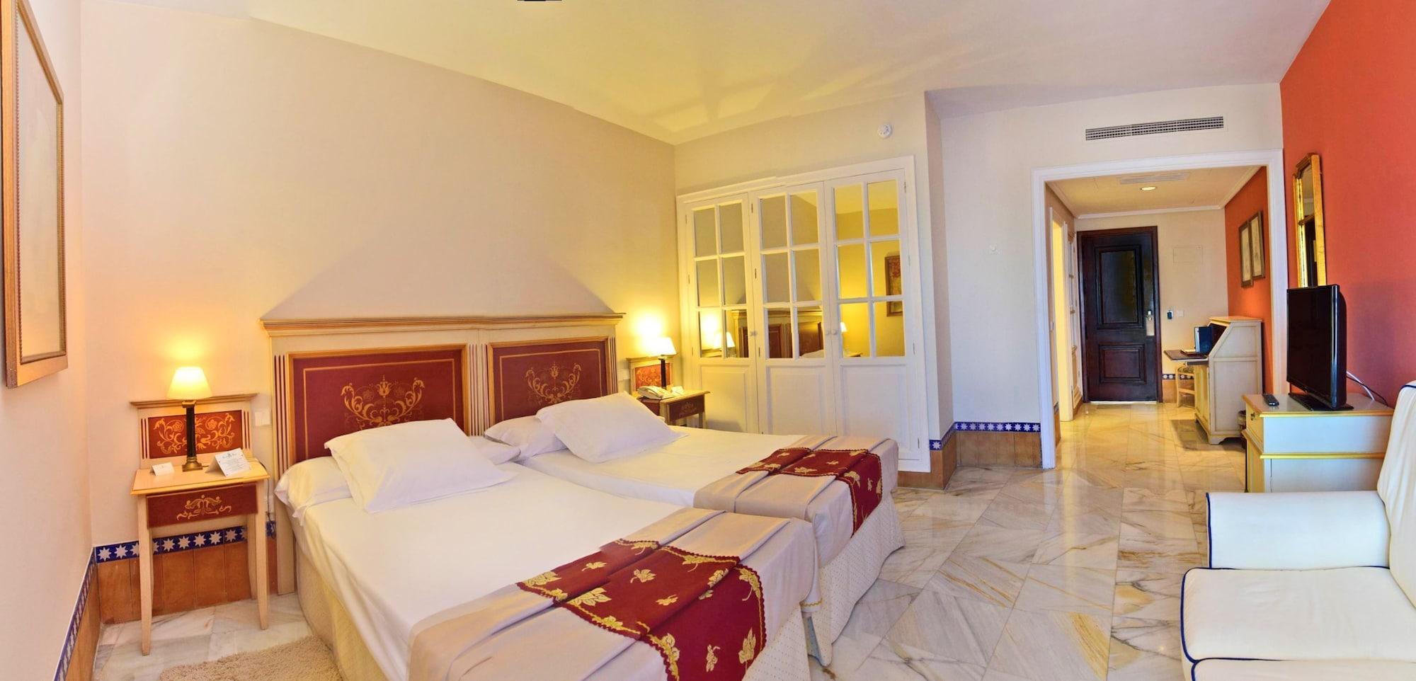Hotel Alcazar De La Reina Carmona  Exteriér fotografie