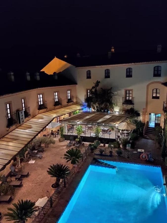 Hotel Alcazar De La Reina Carmona  Exteriér fotografie