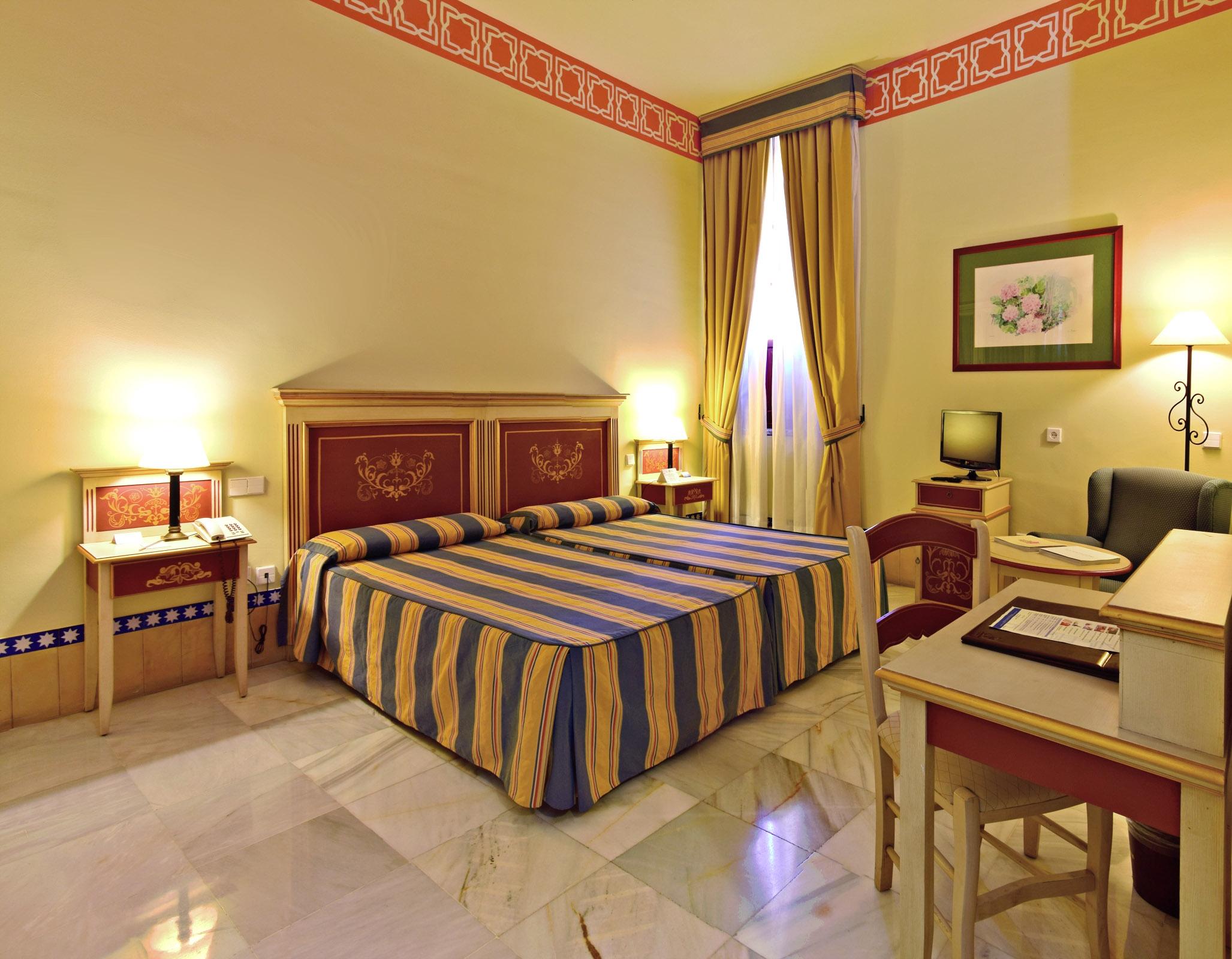 Hotel Alcazar De La Reina Carmona  Exteriér fotografie