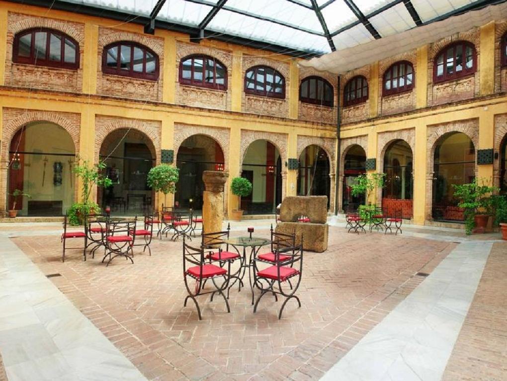 Hotel Alcazar De La Reina Carmona  Exteriér fotografie