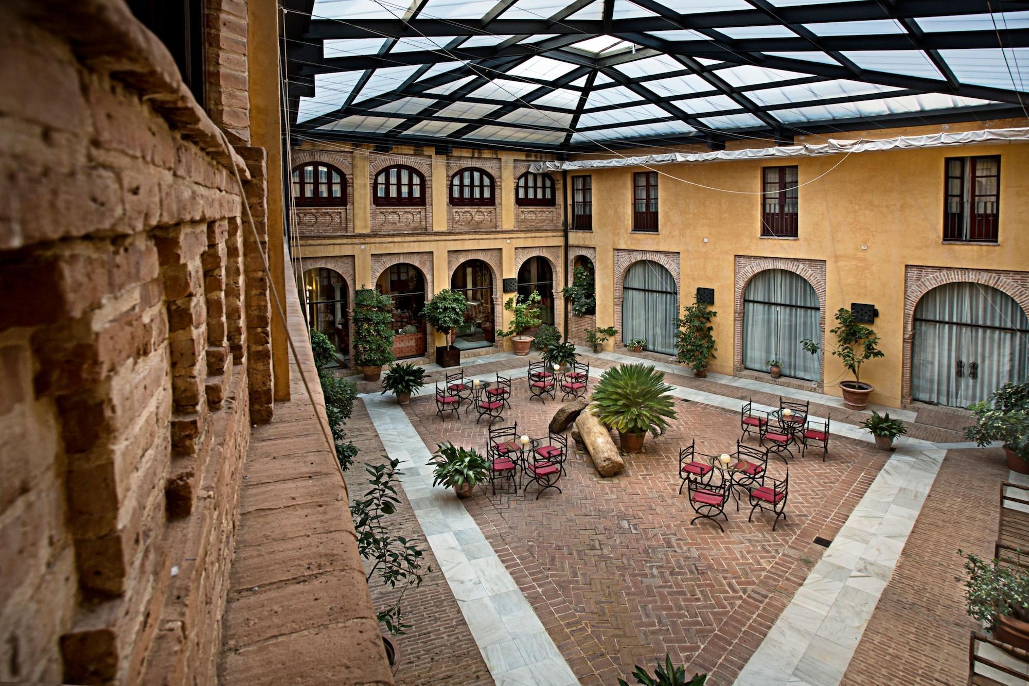 Hotel Alcazar De La Reina Carmona  Exteriér fotografie